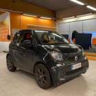 Smart Fortwo coupe passion 52 kW ** Tyylik&auml;s! / Vakkari / Lohkol&auml;mmitin / Bluetooth / Penkinl&auml;mmittimet **