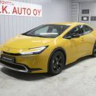 Toyota Prius Plug-in Hybrid Style - Omasta k&auml;yt&ouml;st&auml; - Approved Turva 12kk