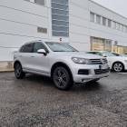 Volkswagen Touareg 3,0 V6 TDI 180 kW (245 hv) 4MOTION BlueMotion Technology Tiptronic-automaatti - Yksil&ouml;! Koukku, Nahka/Alcantara, s&auml;hk. penkit, Xenon, Ilma-alusta, Vakkari - Ilmainen kotiintoimitus!
