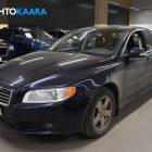 Volvo S80 2,5FT Momentum # Jakohihna vaihdettu, Vetokoukku, Vakkari, Lohkol&auml;mmitin, Xenon- ajovalot, Sadetunnistin #