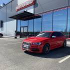 Audi S3 Sportback 2,0 TFSI 221 kW quattro S tronic // Juuri saapunut! / Suomi-auto / Webasto / Vakkari / Merkkikirja /