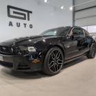 Ford USA Mustang 5,0 V8 GT A. Maltillisesti ajettu Musse hyvill&auml; varusteilla! Nahat, Shaker, Xenon, BT, Cruise jne!