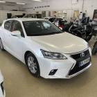Lexus CT 200h Hybrid A Comfort Business - Lohkol&auml;mmitin/Moottoril&auml;mmitin + sis&auml;pistoke, Vakionopeudens&auml;&auml;din, LED-ajovalot, Peruutuskamera, Avaimeton lukitus. - J. autoturva - Ilmainen kotiintoimitus!