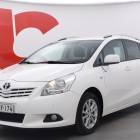 Toyota Verso 1,6 Valvematic Family 7p - 1. Omisteinen / NAVI / Tutkat / P. Kamera / 7-paikkainen!