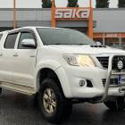 Toyota Hilux Double Cab 2,5 D-4D 4WD 144 SR ** P-kamera / Webasto / Bluetooth / Vetokoukku **