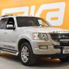 Ford USA Explorer 4.6 V8 SEFI 3V ControlTrac Automatic ** TULOSSA HUUTOKAUPAT.COM! / 6-paikkainen / Vetokoukku / Panorama / P-tutka takana **
