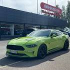 Ford USA Mustang 5,0 V8 GT 449hv A10 Mustang55 Fastback - 55-vuotisjuhlamalli! Suomi-auto, Ilmastoidut penkit, B&amp;O Audio, Adapt. vakkari, Digimittari, L&auml;pp&auml;putkisto, Grabber Lime , Huippuhieno!