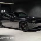 Dodge Challenger R/T 5,7 Hemi / Vakkari / Ilmastointi / Holley Sniper EFI / Kattoluukku / Madallus jouset / Rahoitus / Vaihto