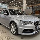 Audi A3 Sportback Business Sport 1,4 TFSI e-tron S tronic - Navi, Adapt. vakionopeudens&auml;&auml;din, Led, Akkutesti tehty, Jakohihna vaihdettu 5/25, - J. autoturva - Ilmainen kotiintoimitus!