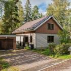 Myyd&auml;&auml;n Erillistalo, 5 huonetta - Helsinki, Hakuninmaa, Kovelikuja 6 - Etuovi.com 2269438