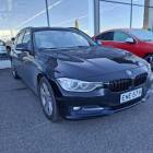 BMW 320 F31 Touring 320d TwinPower Turbo A Limited xDrive Edition Lines - 14 p&auml;iv&auml;n palautusoikeus - Sportline, vakkari, xenonit, M-sport ratti, neliveto! - J. autoturva - Ilmainen kotiintoimitus!
