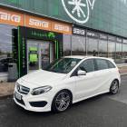 Mercedes-Benz B 200 A Premium Business AMG ** Suomi-auto / P-Kamera / Nahka-Alcantara / Avaimeton k&auml;ynnistys / Vakkari **