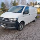 Volkswagen Transporter umpipakettiauto Pitk&auml; 2,0 TDI 75 kW - Vetokoukku, Polttoainel&auml;mmitin ajastimella, Vakionopeudens&auml;&auml;din, Peruutustutka Park Pilot