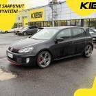 Volkswagen Golf GTI 2,0 155 kW (210 hv) DSG-aut / GTI Sporttipenkit / Nahkasisusta / Navi / Parkkitutkat / Lohkol&auml;mmitin &amp; sis&auml;pistoke
