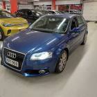 Audi A3 Sportback Attraction S line Business Plus 1,2 TFSI 77 kW S tronic Start-Stop - Juuri katsastettu! / S line / Lohkol&auml;mmitin / Vetokoukku / Penkinl&auml;mmittimet / Ilmastointi / Metalliv&auml;ri / Jakoketju teht
