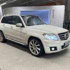 Mercedes-Benz GLK 320 CDI 4Matic A ** JUURI TULLUT! / Edition 1 / Designo-nahat muistilla / Panorama / Koukku / P. Kamera / Navi / ILS-Xenon / Vakkari **