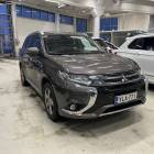 Mitsubishi Outlander Mitsubishi Outlander Farmari (AC) 4ov 1998cm3 // Adapt vakkari / Webasto / L&auml;mmitett&auml;v&auml; ratti //