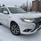 Mitsubishi Outlander PHEV Instyle Navi 4WD 5P - 14 p&auml;iv&auml;n palautusoikeus - Vetokoukku, LED, 360 kamera, Navigointi, Akuston kunto 80%, Tuulilasinl&auml;mmitin, Nahat s&auml;hk&ouml;ll&auml;, Avaimeton kulku - J. autoturva
