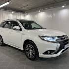 Mitsubishi Outlander PHEV Instyle Navi 4WD 5P. Keyless. Ledit. Kattoluukku. Nahat. Koukku. ACC, BT. 360-kam.