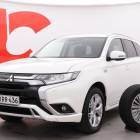 Mitsubishi Outlander PHEV Active 4WD 5P - Koukku / Lohkol&auml;mmitin / Kamera / Vakkari / Kahdet renkaat aluvantein / Katsastettu ja kuntotarkastettu /