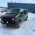 Chevrolet Chevy Van Starcraft LX 6,5TD V8 AT (2+3h)*YritysOutlet - Myyd&auml;&auml;n vain yrityksille* Suomiauto / Vetokoukku / 2x renkaat / Siisti!* - &ndash; T&auml;m&auml; auto myyd&auml;&auml;n YritysOutlet -valikoimasta vain yritykselle