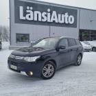 Mitsubishi Outlander 2,2 DI-D Intense AT 4WD 5P Business - Suomi-auto / Moottorinl&auml;mmitin&amp;Sis&auml;pistoke / Adapt.Vakkari / Vetokoukku / BT.Audio / Neliveto / Hiljattain huollettu! **** Maksuaika 84 kk / k&auml;siraha alk. 0 &euro; / 3