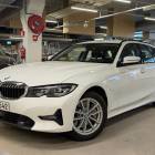 BMW 330 G21 Touring 330e xDrive Business Sport - / Adapt.vakkari / Navi / Merkkihuollot / Sporttipenkit / LED-ajovalot / S&auml;hk&ouml;luukku / 2 x Renkaat / Tutkat / **** Maksuaika 84 kk / k&auml;siraha alk. 0 &euro; / 3 kk ly