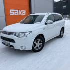 Mitsubishi Outlander PHEV MITSUBISHI OUTLANDER PHEV ** Vetokoukku / P-Kamera / Vakkari / Nahkapenkit / Keyless **
