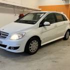 Mercedes-Benz B 180 BE Business ** Suomi-auto / Lohko+sis&auml;l&auml;mmitin / P.tutkat / Vakionopeudens&auml;&auml;din **