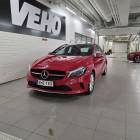 Mercedes-Benz A 180 A Premium Business / Panorama / Apple Carplay /