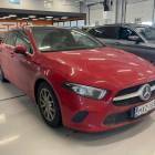 Mercedes-Benz A 180 A Business Style ** Kamera / Nahat / Panorama / CarPlay /2 X Alut