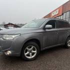 Mitsubishi Outlander Mitsubishi Outlander Instyle Navi 4WD 5P ** Juuri tullut! / Koukku / Adapt. Vakkari / P-Kamera / Keyless / Rockford **