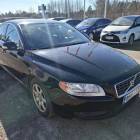 Volvo S80 2,5T Momentum aut - 3kk lyhennysvapaa - Nahkasisusta, Vakionopeudens&auml;&auml;din, Peruutustutka takana