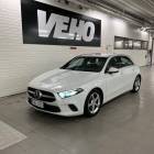 Mercedes-Benz A 180 A Business Style / 2 -Vuoden takuu / Lohko- ja sis&auml;l&auml;mmitin / Vakinopeudens&auml;&auml;din /