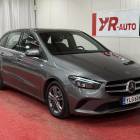 Mercedes-Benz B 180 A Launch Edition Style SIISTI / Dynamic Select / Cruise / Led-ajovalot / Kamera / Navi / Bluetooth / Kaista-avustin / 17" ja 16" alut / Vetokoukku - Siistikuntoinen ja kivasti varusteltu Mercedes-