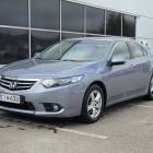 Honda Accord 4D 2,0 Elegance Business / T&auml;ydellinen merkkiliikkeen huoltokirja / Vetokoukku / Metalliv&auml;ri /