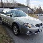 Subaru Legacy Outback 2,5i AT *Jatkuva neliveto, Vetokyky 1800kg, Vakkari, Autom-ilmastointi, Koukku, Kattoluukku*