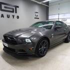 Ford USA Mustang 3.7 V6 Coupe Premium Aut ,19-Alut, Nahat, P-Kamera, Cruise, Xenon, H&auml;ly, N&auml;ytt&auml;v&auml; Mustang!