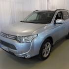 Mitsubishi Outlander 2,2 DI-D Intense AT 4WD 5P Business * SUOMI-AUTO / VETOKOUKKU / NELIVETO / PERUUTUSKAMERA *
