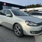 Volkswagen Golf Comfortline 1,2 TSI 77 kW (105 hv) DSG-automaatti 4-ovinen ** Suomi-auto / Vetokoukku / Lohko + sis&auml;p. / Vaalea sisusta **