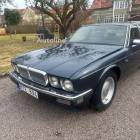 Jaguar XJ40