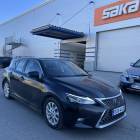 Lexus CT 200h Comfort ** Adapt. vakkari / P-kamera / KeyLessGo / LED-valot / Kaistavahti / Suomi-auto / Merkkihuollot **