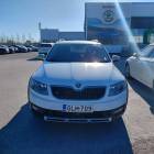 Skoda Octavia Combi 1,8 TSI 4x4 Scout DSG Autom. - ** TULOSSA MYYNTIIN / PYYD&Auml; TARJOUS JO NYT **
