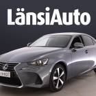 Lexus IS 300h Hybrid A Comfort - Suomi-auto / Led ajovalot / L&auml;mmitett&auml;v&auml; tuulilasi / Vakkari / Tutkat edess&auml; ja takana / Avaimeton k&auml;ynnistys **** Maksuaika 84 kk / k&auml;siraha alk. 0 &euro; / 3 kk lyhennysvapaa ****