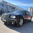 Chrysler 300C 2,7 V6 - 3kk lyhennysvapaa - Myyd&auml;&auml;n Huutokaupat.comissa