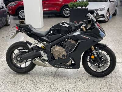 Honda CBR 2024