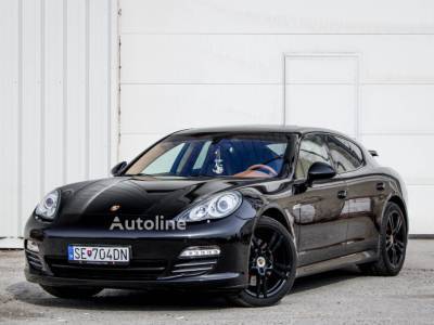 Porsche Panamera 4S