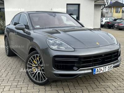 Porsche CAYENNE Coup&eacute; Turbo Tiptronic ic Makul&aacute;tlan &aacute;llapot / AKRAPOVIC