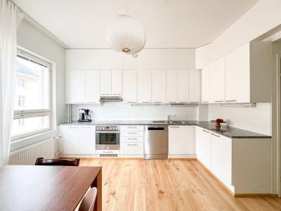 Vuokrataan Kerrostalo 4 huonetta - Helsinki Kallio Helsinginkatu 34 C
