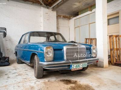 Mercedes-Benz 220D